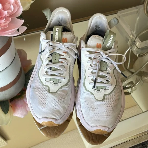 Sorel Kinetic Breakthru Day Lace Sneakers - Picture 10 of 10